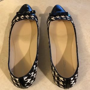 Nine West houndstooth flats